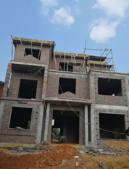 【自建房案例】網(wǎng)友30萬蓋三層自建房，建成效果讓鄰居紛紛仿建！