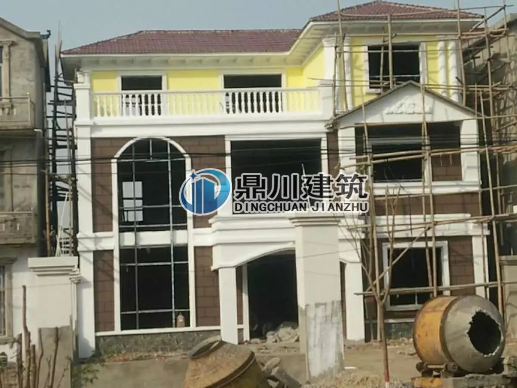 農村復式三層大氣別墅，造價親民易建造，30萬也能建出豪宅效果！