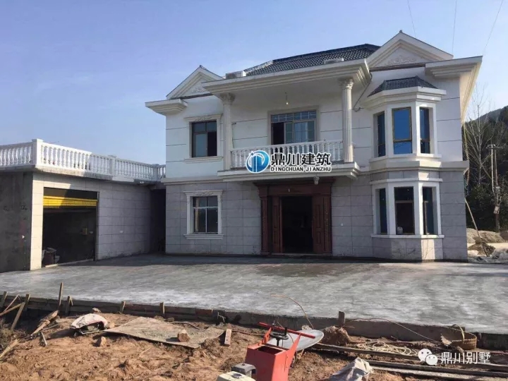 20萬(wàn)就能在農(nóng)村建個(gè)小別墅